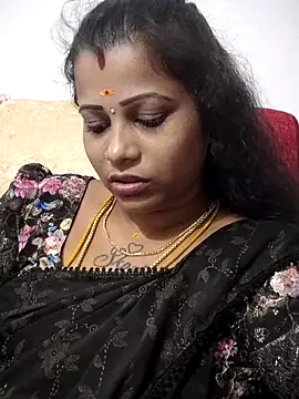 Snapshot of sweetqueen143 chatting on April 20, 2026, 6:09 pm sweetqueen143 online show from April 20, 2026, 6:09 pm