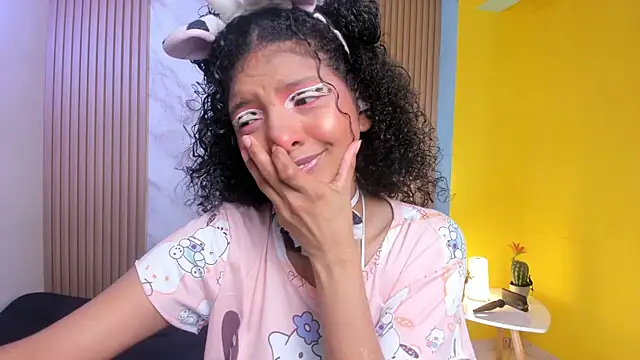 natalia blue online show from November 9, 2025, 7:51 pm