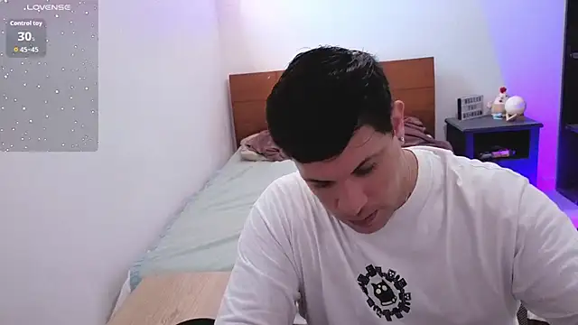 Snapshot of ryden_01 chatting on April 12, 2026, 8:23 pm ryden 01 online show from April 12, 2026, 8:23 pm