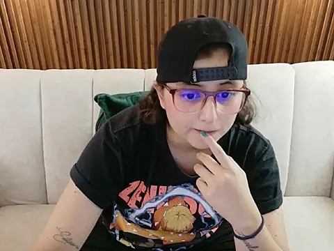 dirty feelena online show from February 17, 2026, 4:37 pm