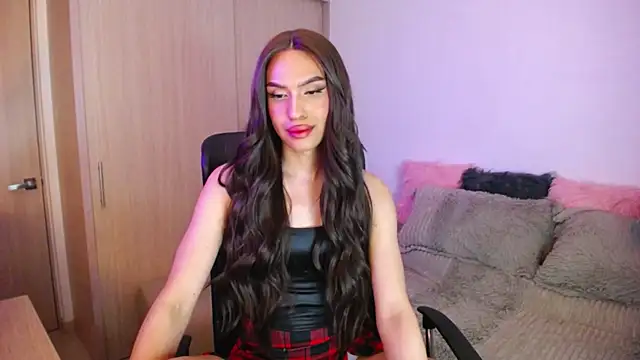 SamaraSilex online show from October 17, 2025, 2:37 am