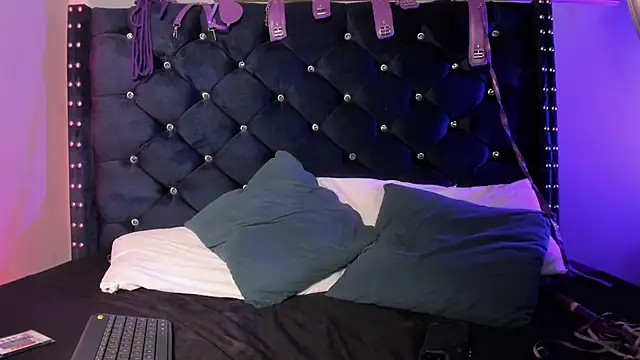 Prince-Dalton online show from October 11, 2025, 8:43 pm