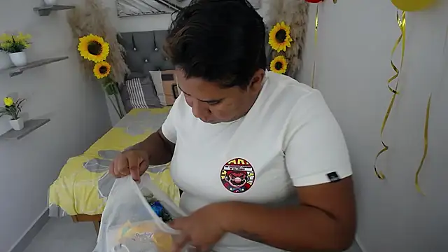 Snapshot of hotlesby_valery chatting on October 3, 2025, 12:17 pm hotlesby valery online show from October 3, 2025, 12:17 pm