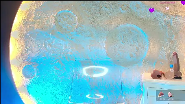 Snapshot of CarolinaGomez_ chatting on October 27, 2025, 7:37 pm CarolinaGomez online show from October 27, 2025, 7:37 pm