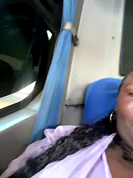 Snapshot of CarolinaGomez_ chatting on November 26, 2025, 2:50 pm CarolinaGomez online show from November 26, 2025, 2:50 pm