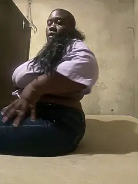 Snapshot of CarolinaGomez_ chatting on November 27, 2025, 5:08 am CarolinaGomez online show from November 27, 2025, 5:08 am