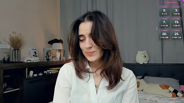 RosalvaOrhenkowski online show from September 21, 2025, 7:13 am