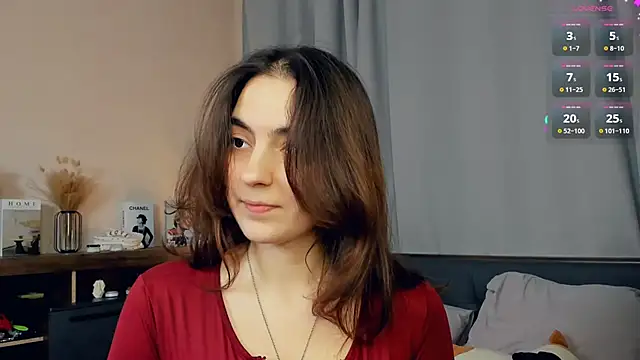 RosalvaOrhenkowski online show from October 1, 2025, 7:02 am