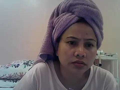 Snapshot of Amarrahlyn chatting on November 12, 2025, 9:57 am Amarrahlyn online show from November 12, 2025, 9:57 am