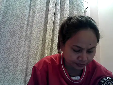 Snapshot of Amarrahlyn chatting on November 14, 2025, 9:40 pm Amarrahlyn online show from November 14, 2025, 9:40 pm