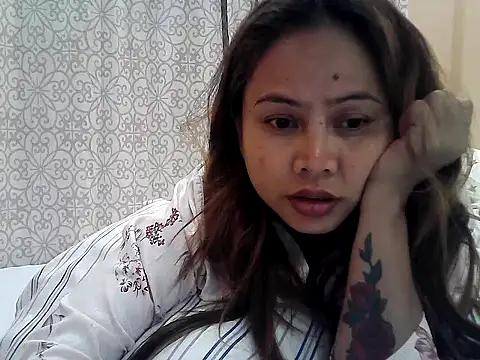 Snapshot of Amarrahlyn chatting on November 18, 2025, 10:07 am Amarrahlyn online show from November 18, 2025, 10:07 am