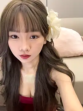 ninaya x online show from October 6, 2025, 6:19 pm