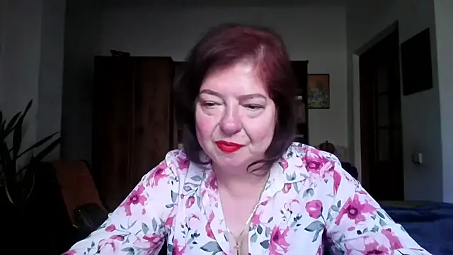 Snapshot of Violet_Pulse chatting on May 29, 2026, 1:39 pm Violet Pulse online show from May 29, 2026, 1:39 pm