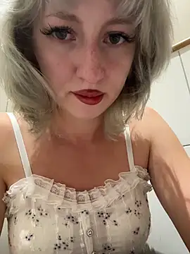 RonnieKiss online show from March 21, 2026, 12:20 pm