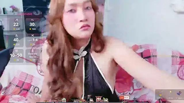 Snapshot of Lalacream12 chatting on February 12, 2026, 8:30 pm Lalacream12 online show from February 12, 2026, 8:30 pm