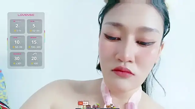 Snapshot of Lalacream12 chatting on December 22, 2025, 10:37 am Lalacream12 online show from December 22, 2025, 10:37 am