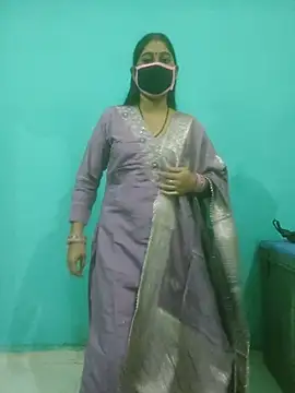 Snapshot of Cute-Charvii chatting on November 11, 2025, 4:51 am Cute-Charvii online show from November 11, 2025, 4:51 am