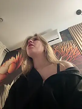 Niksa99x online show from February 11, 2026, 4:45 am