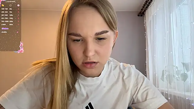 TanekaBoitel online show from January 9, 2026, 12:34 pm