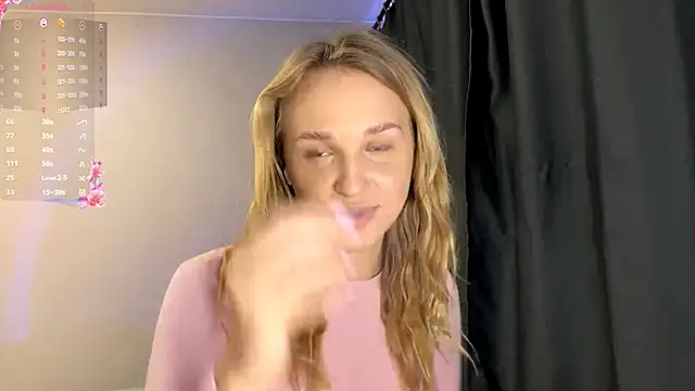 Snapshot of TanekaBoitel chatting on September 30, 2025, 10:43 am TanekaBoitel online show from September 30, 2025, 10:43 am