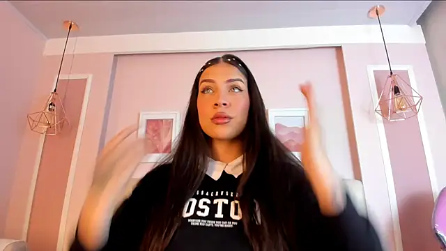 Sarah Reidd online show from October 22, 2025, 12:26 pm