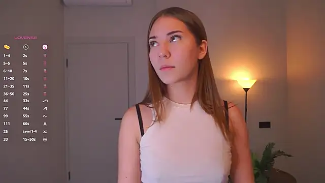 Snapshot of AdrianaCoenen chatting on November 5, 2025, 3:59 pm AdrianaCoenen online show from November 5, 2025, 3:59 pm