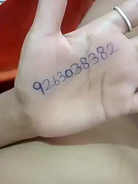 JassiKumari02 online show from October 21, 2025, 6:18 pm