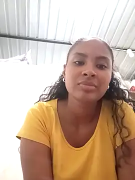 Snapshot of _Canella_ chatting on September 27, 2025, 2:39 am  Canella  online show from September 27, 2025, 2:39 am