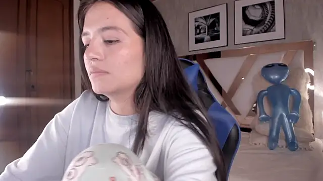 Snapshot of HaathorX chatting on February 9, 2026, 6:44 am HaathorX online show from February 9, 2026, 6:44 am