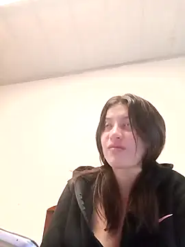 Snapshot of SALOME-28_ chatting on October 7, 2025, 3:24 pm SALOME-28 online show from October 7, 2025, 3:24 pm