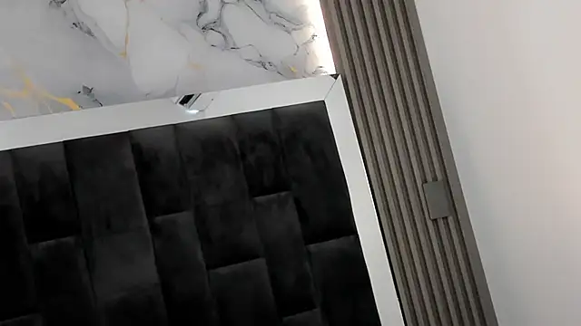 Little liam online show from November 14, 2025, 7:50 pm