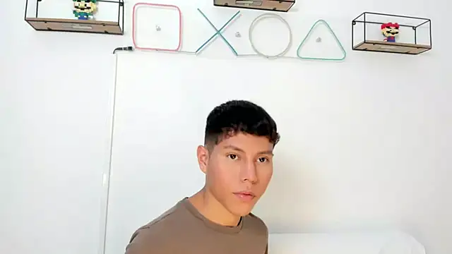 Little liam online show from November 29, 2025, 11:05 pm