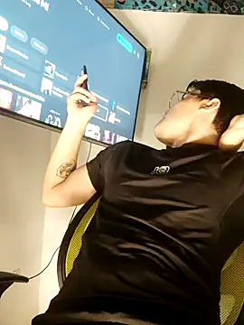 Snapshot of Mason_grey chatting on October 10, 2025, 2:01 am Mason grey online show from October 10, 2025, 2:01 am