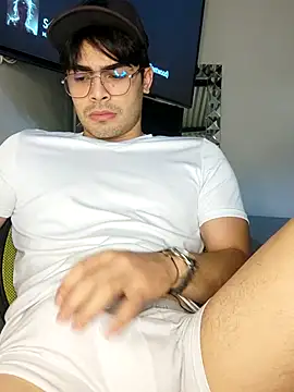 Snapshot of Mason_grey chatting on October 20, 2025, 11:11 am Mason grey online show from October 20, 2025, 11:11 am