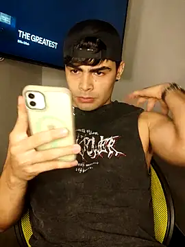 Snapshot of Mason_grey chatting on October 5, 2025, 11:50 pm Mason grey online show from October 5, 2025, 11:50 pm