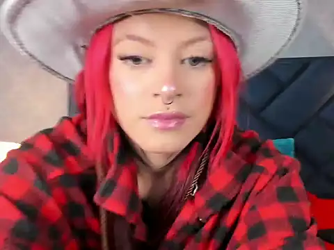 Snapshot of dahiana_klimt chatting on October 17, 2025, 3:43 am dahiana klimt online show from October 17, 2025, 3:43 am