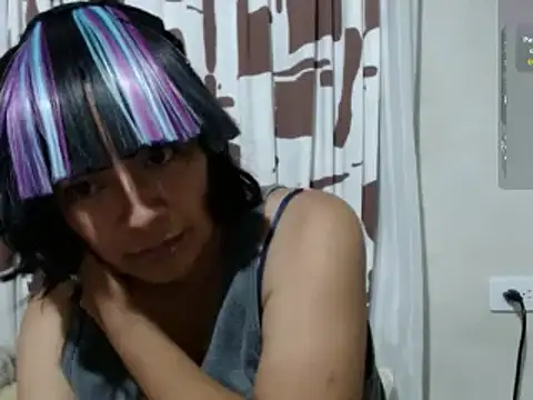 Acelinrose online show from March 27, 2026, 1:14 am