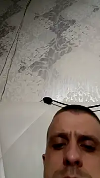 Adidas7217 online show from November 21, 2025, 11:04 pm