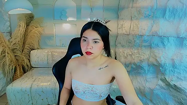 ambarina r online show from November 28, 2025, 3:17 am