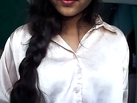 Hottie-rani online show from November 14, 2025, 7:23 am