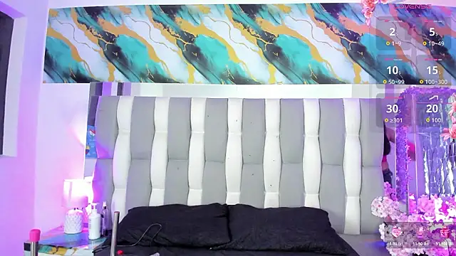 Snapshot of IsaDiiaz chatting on February 27, 2026, 4:45 am IsaDiiaz online show from February 27, 2026, 4:45 am