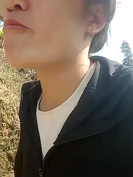 Snapshot of Norah-h chatting on October 30, 2025, 2:21 am Norah-h online show from October 30, 2025, 2:21 am