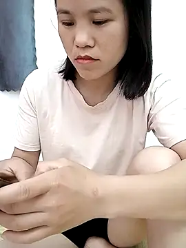 Snapshot of Norah-h chatting on March 31, 2026, 4:20 pm Norah-h online show from March 31, 2026, 4:20 pm