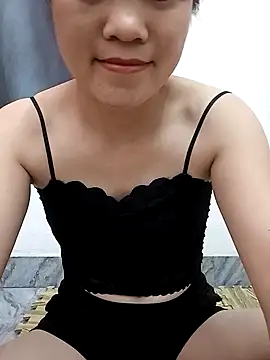 Snapshot of Norah-h chatting on April 8, 2026, 2:29 pm Norah-h online show from April 8, 2026, 2:29 pm