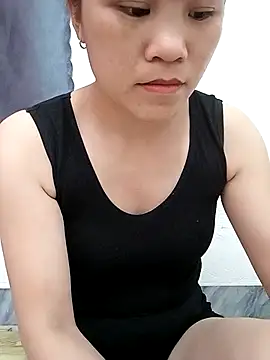 Snapshot of Norah-h chatting on April 11, 2026, 2:43 pm Norah-h online show from April 11, 2026, 2:43 pm