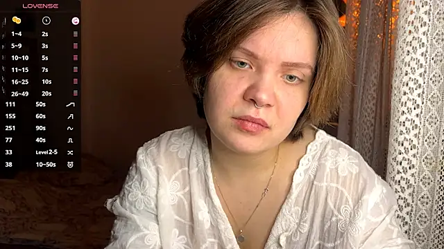 Snapshot of SabrinaFolts chatting on November 8, 2025, 6:11 pm SabrinaFolts online show from November 8, 2025, 6:11 pm