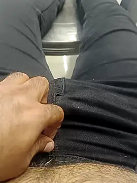 Snapshot of Shergillvicky69 chatting on September 23, 2025, 4:03 pm Shergillvicky69 online show from September 23, 2025, 4:03 pm