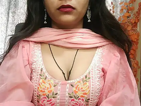 Snapshot of Sweey_Bebo chatting on October 8, 2025, 9:33 am Sweey Bebo online show from October 8, 2025, 9:33 am