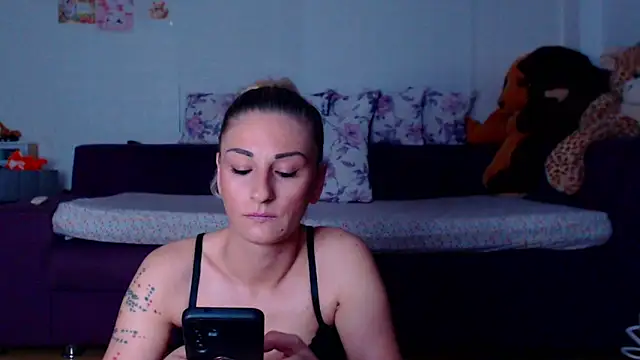 CassieSpell online show from May 16, 2026, 8:41 pm