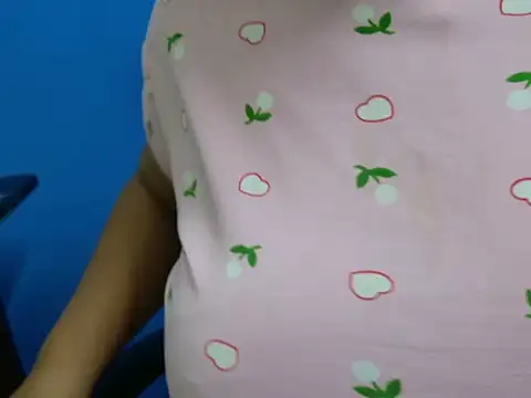 Snapshot of tamilqueenbaby chatting on October 21, 2025, 6:40 pm tamilqueenbaby online show from October 21, 2025, 6:40 pm